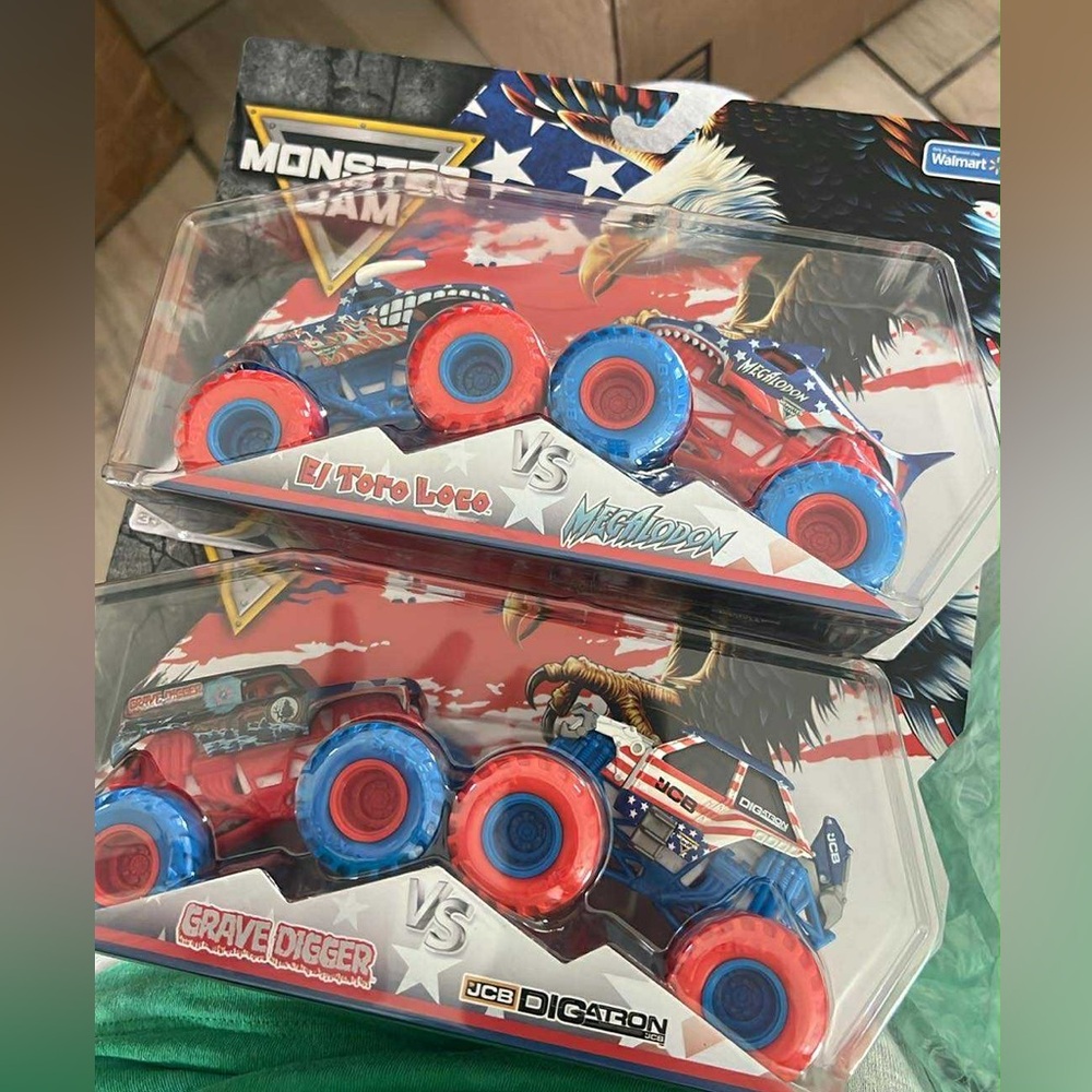 Monster Jam Stars and Stripes SET